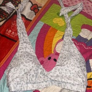 Like NEW Geode MAGNOLIA BIKINI TOP | V NECK FLORAL TIE STRAP BIKINI TOP